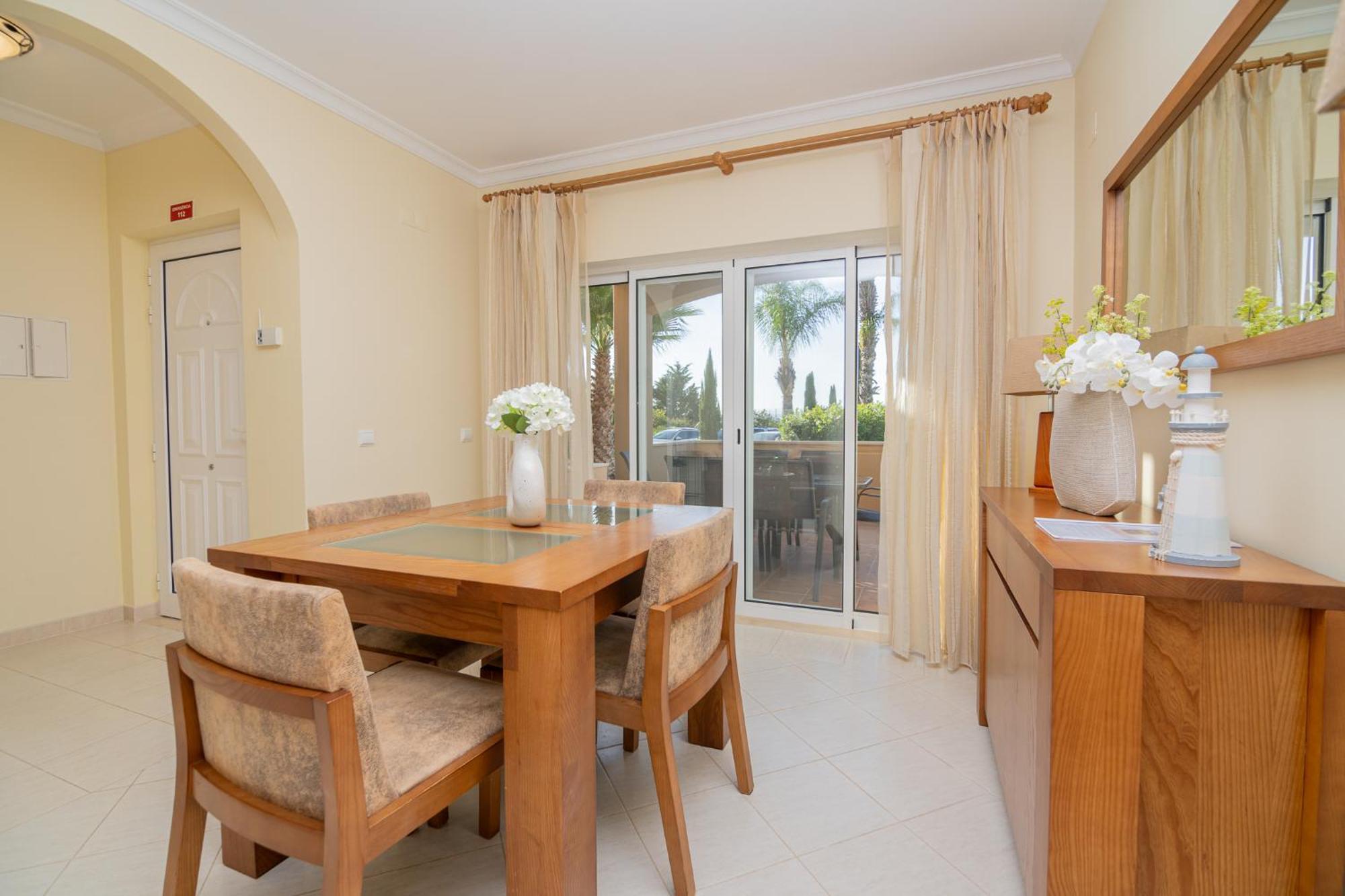 Quinta Da Boa Nova - Cheerful And Spacious 2-Bedroom Duplex エストンバル エクステリア 写真