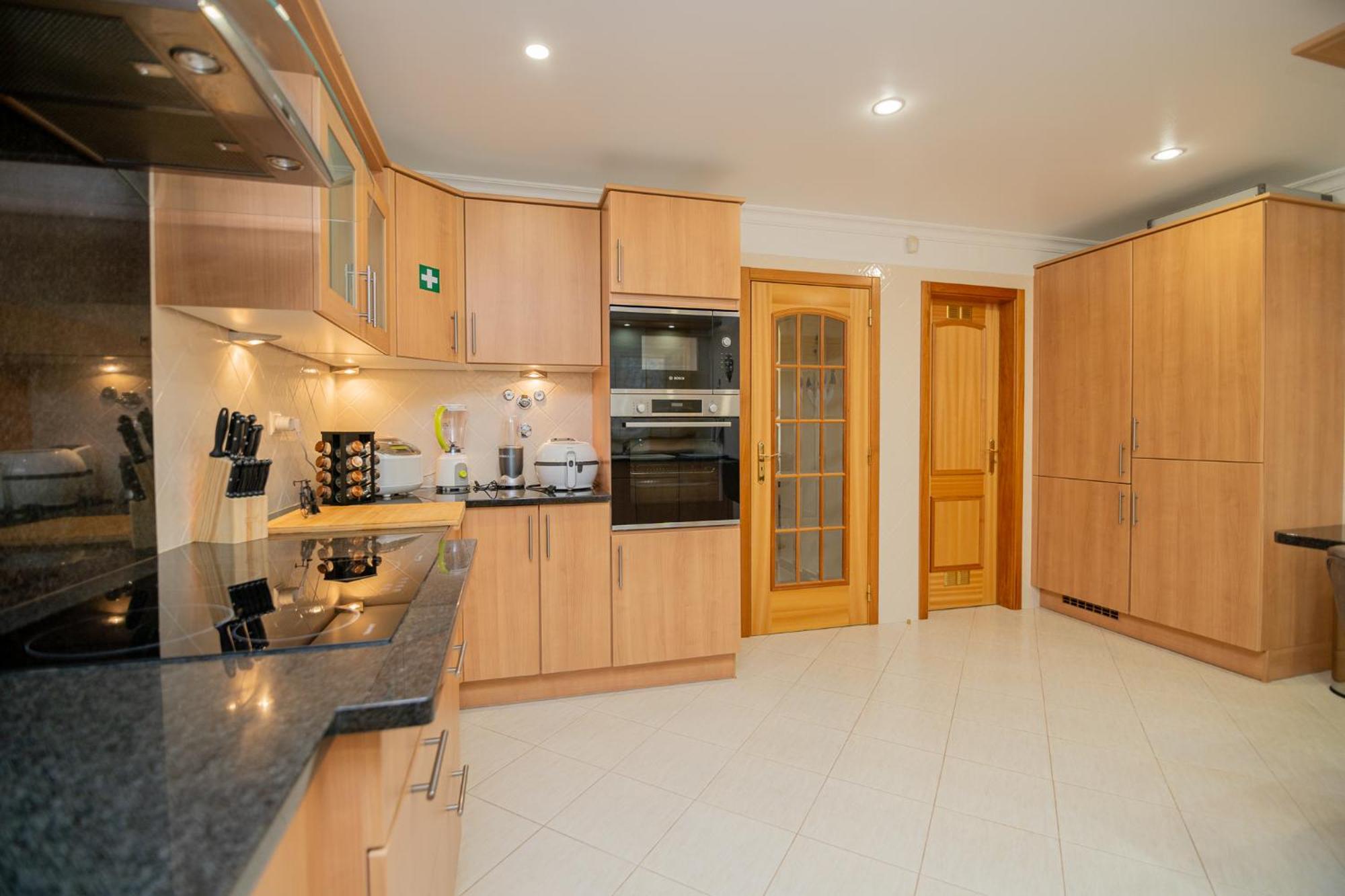 Quinta Da Boa Nova - Cheerful And Spacious 2-Bedroom Duplex エストンバル エクステリア 写真