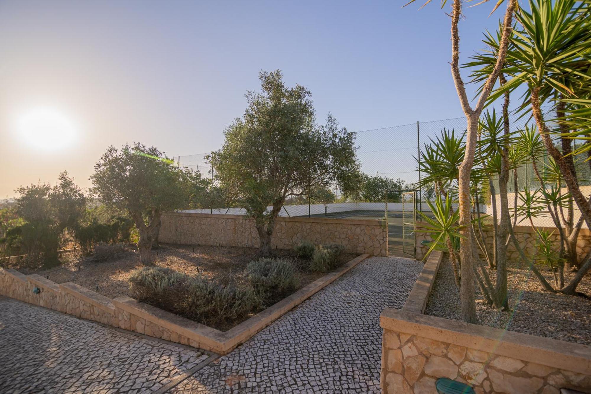 Quinta Da Boa Nova - Cheerful And Spacious 2-Bedroom Duplex エストンバル エクステリア 写真