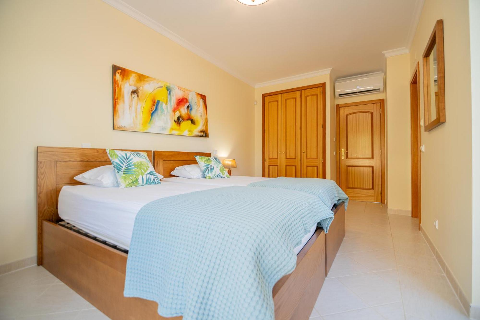 Quinta Da Boa Nova - Cheerful And Spacious 2-Bedroom Duplex エストンバル エクステリア 写真